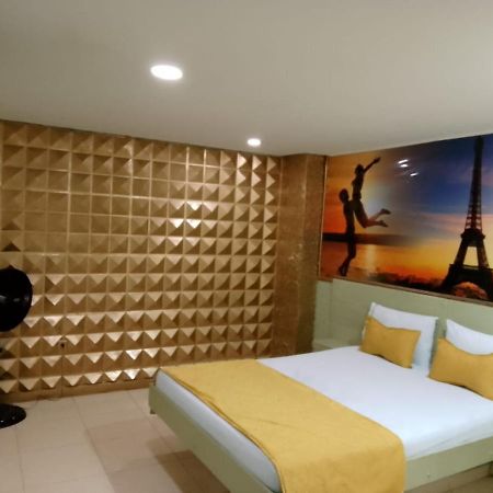 Hotel El Playon Medellin Ngoại thất bức ảnh